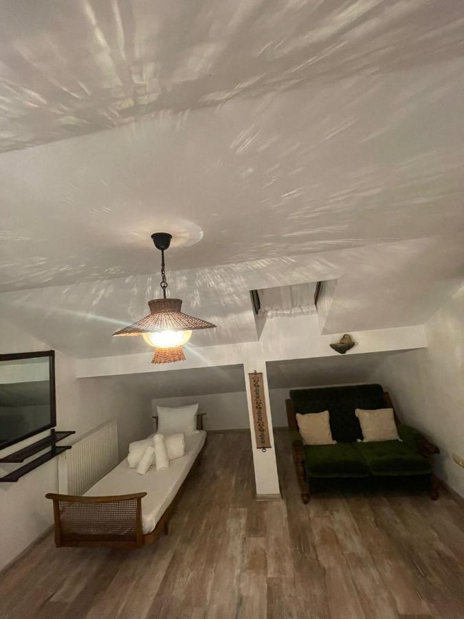 Ferienwohnung Apartament Yannis Alba Iulia Exterior foto