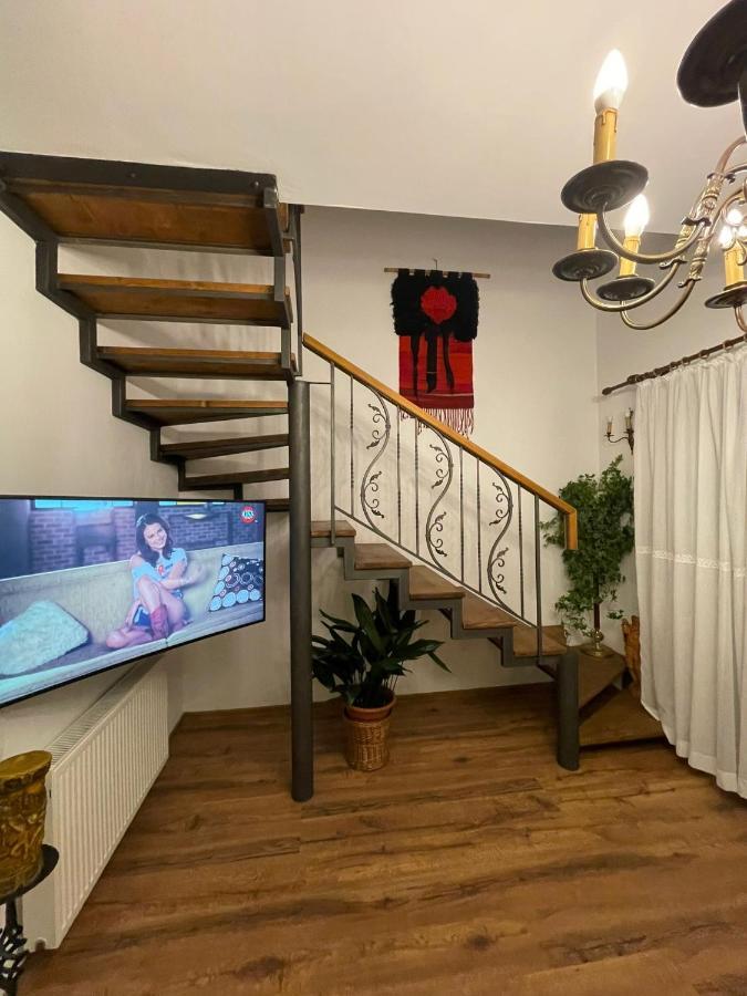 Ferienwohnung Apartament Yannis Alba Iulia Exterior foto